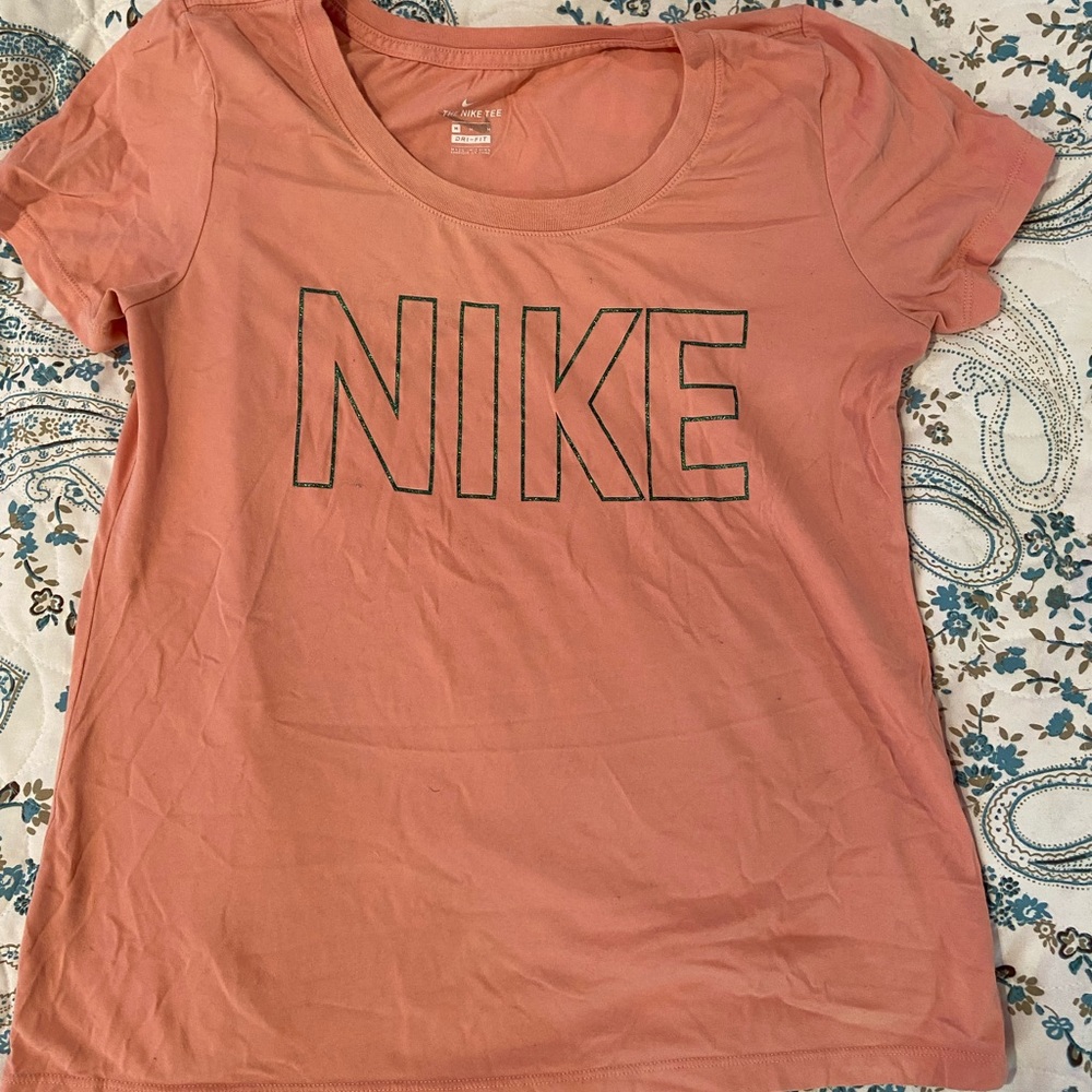 Nike Dri-Fit Tee. Size M.